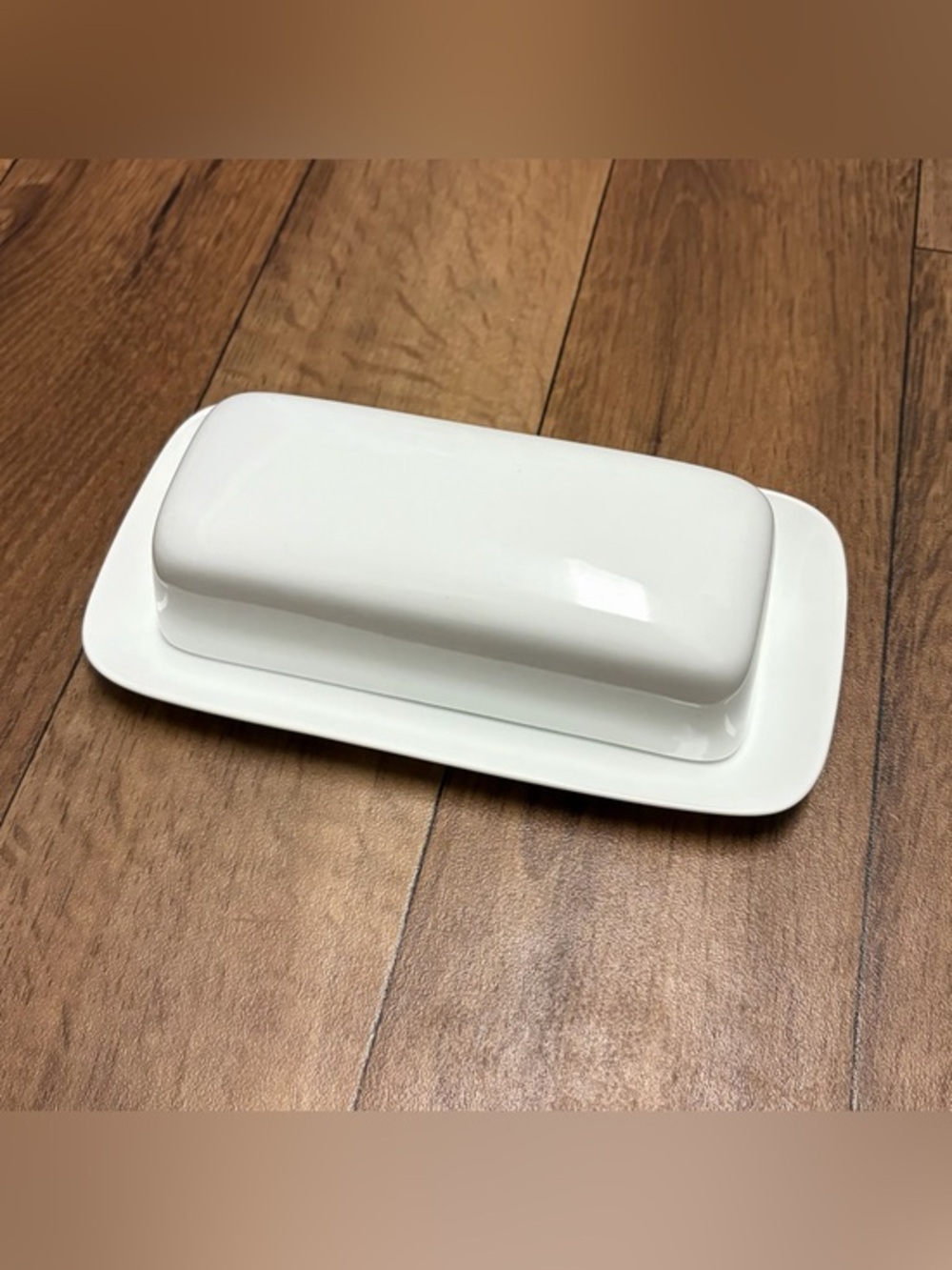 Crate&Barrel White Ceramic Butter Dish